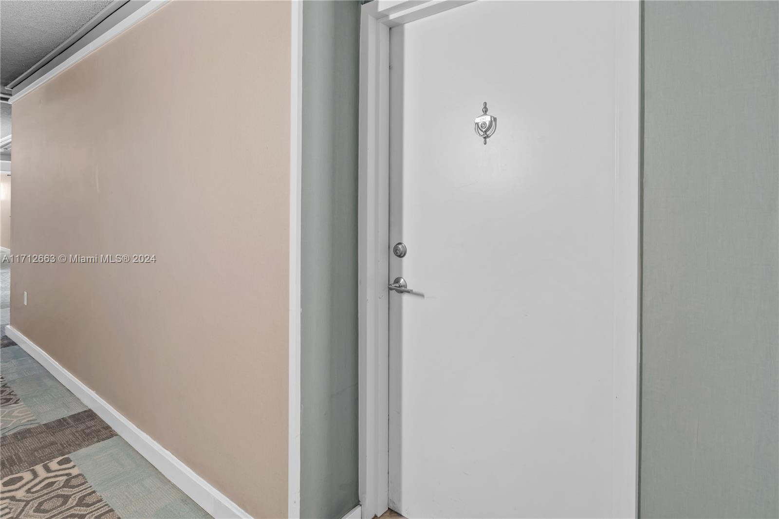 CHARTER CLUB CONDO - Residential Lease