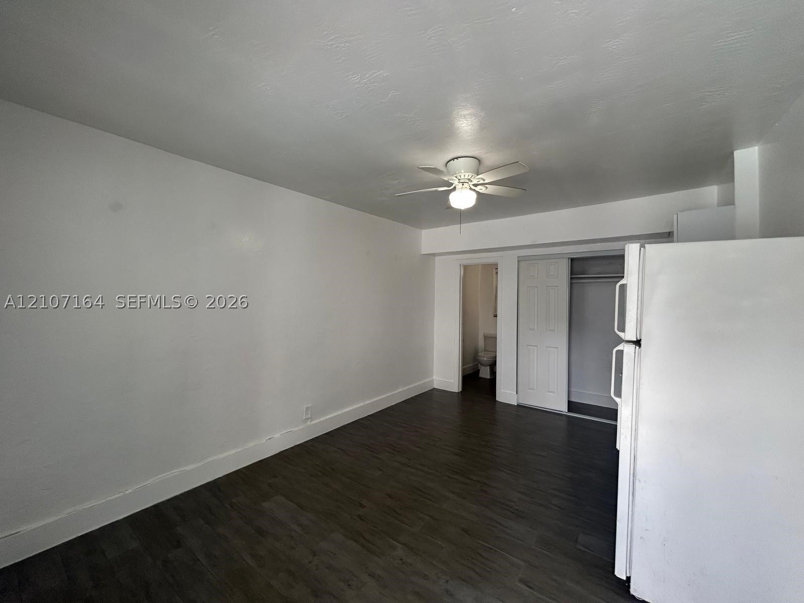 1843 Dewey St 106