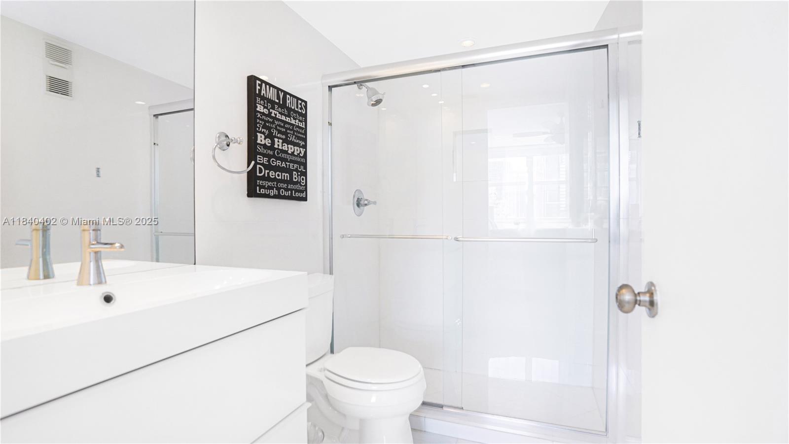 770 Claughton Island Dr 1502