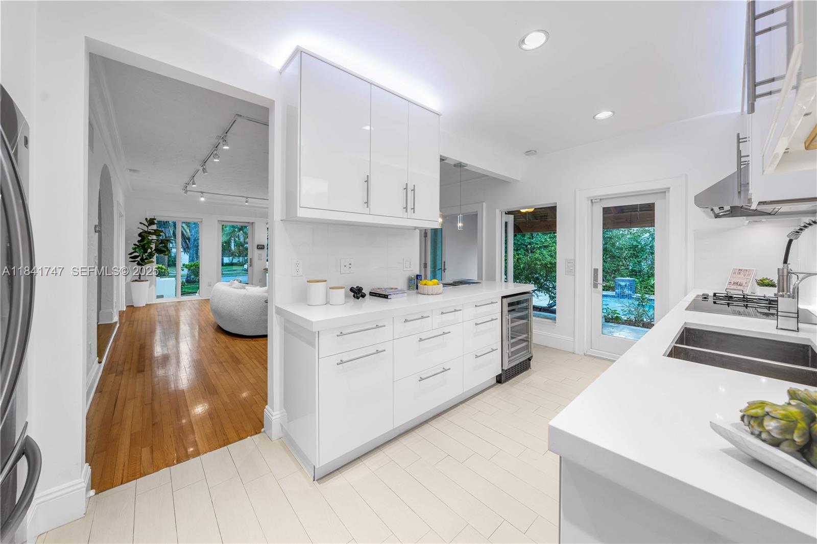 BAYSHORE UNIT NO 2 - Residential