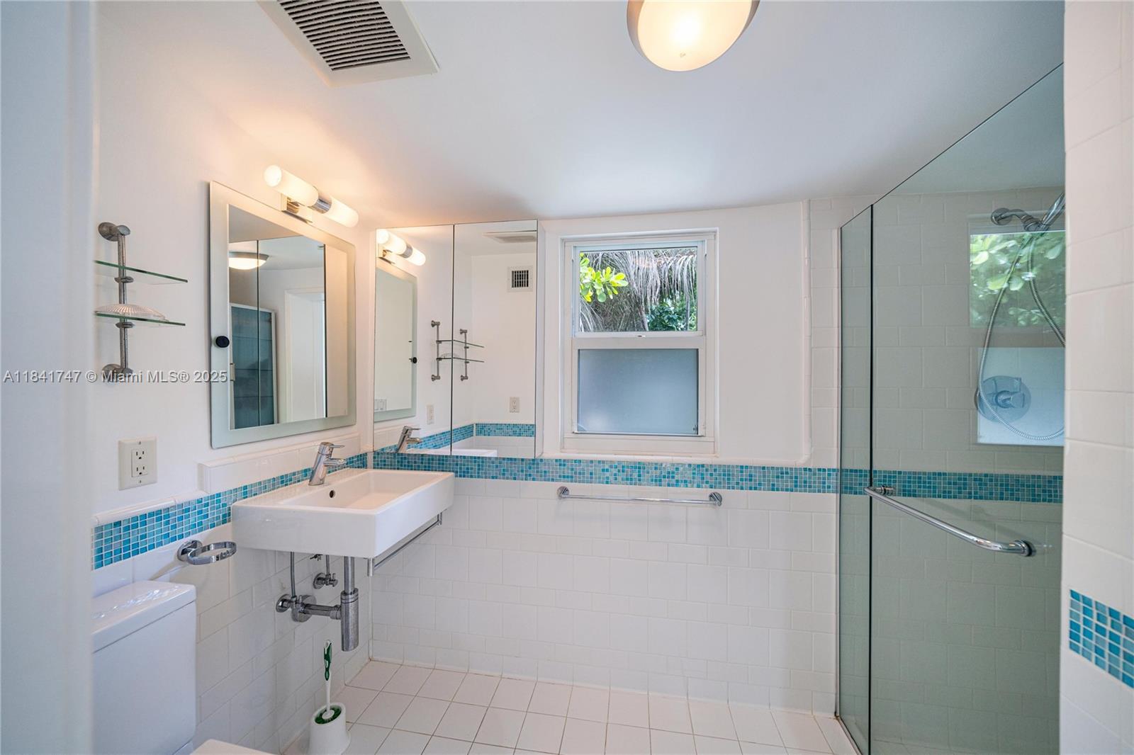 BAYSHORE UNIT NO 2 - Residential