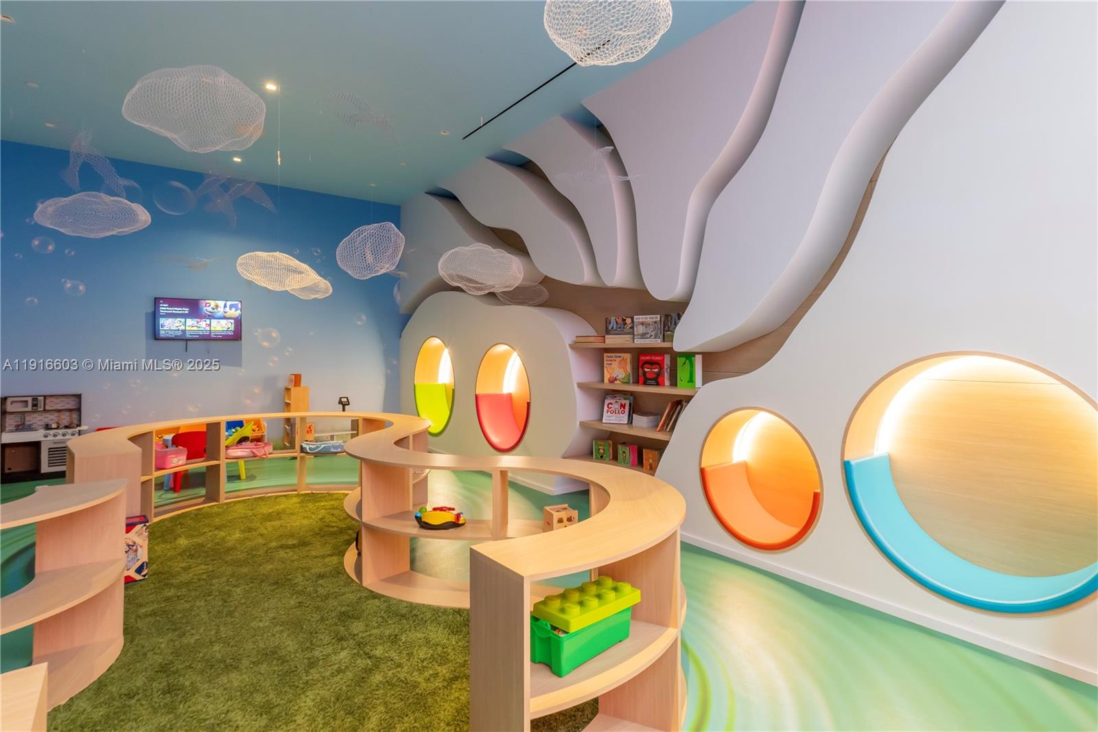 Estates at Acqualina - Residential