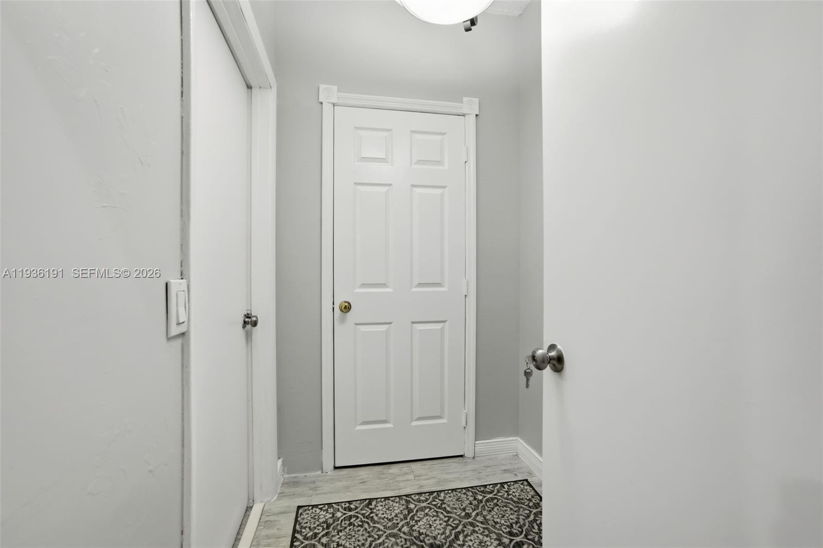 LE CLUB AT KENDALE LAKES - Residential