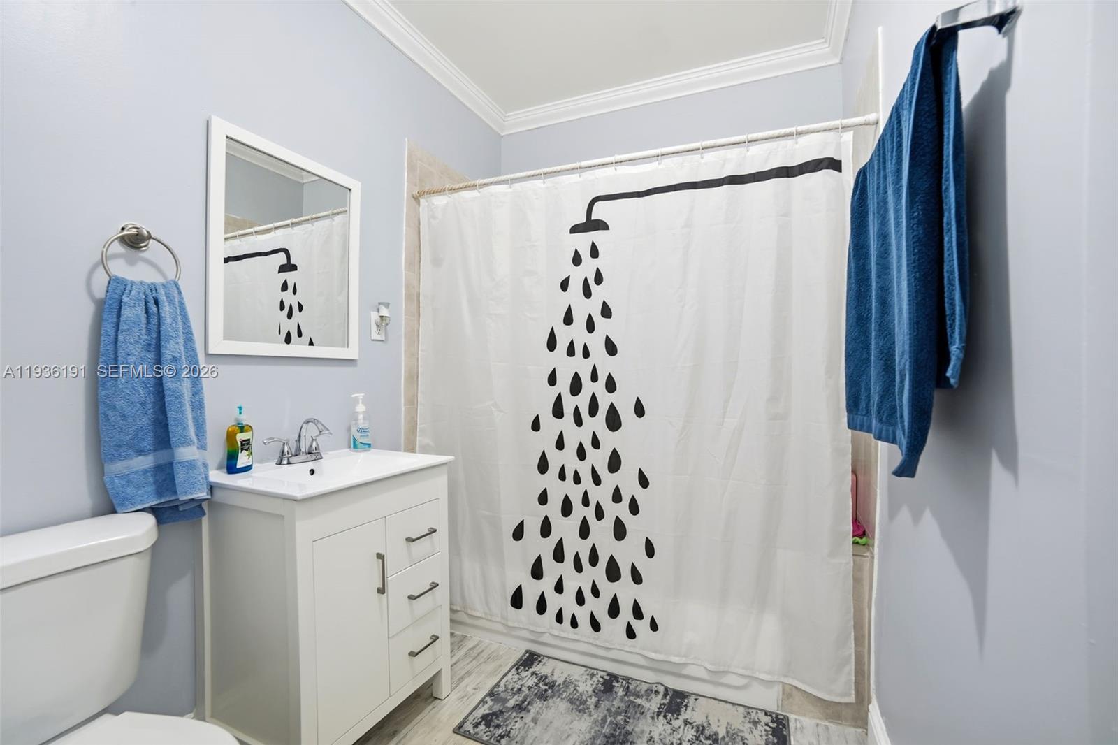 LE CLUB AT KENDALE LAKES - Residential