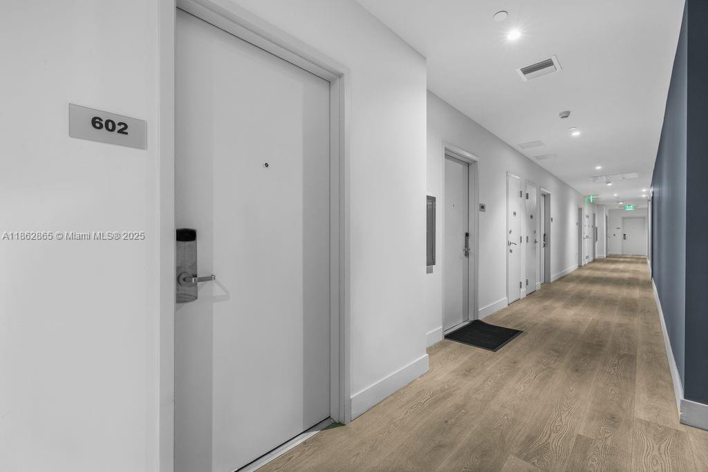 BRICKELL - Residential