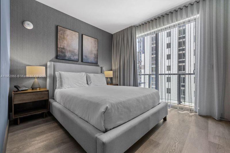 BRICKELL - Residential