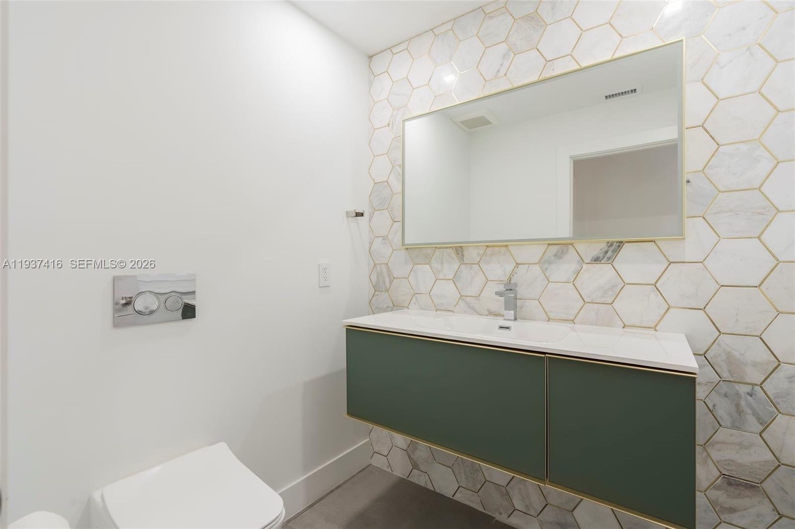 SHEARWATER AT JONATHANS L - Residential