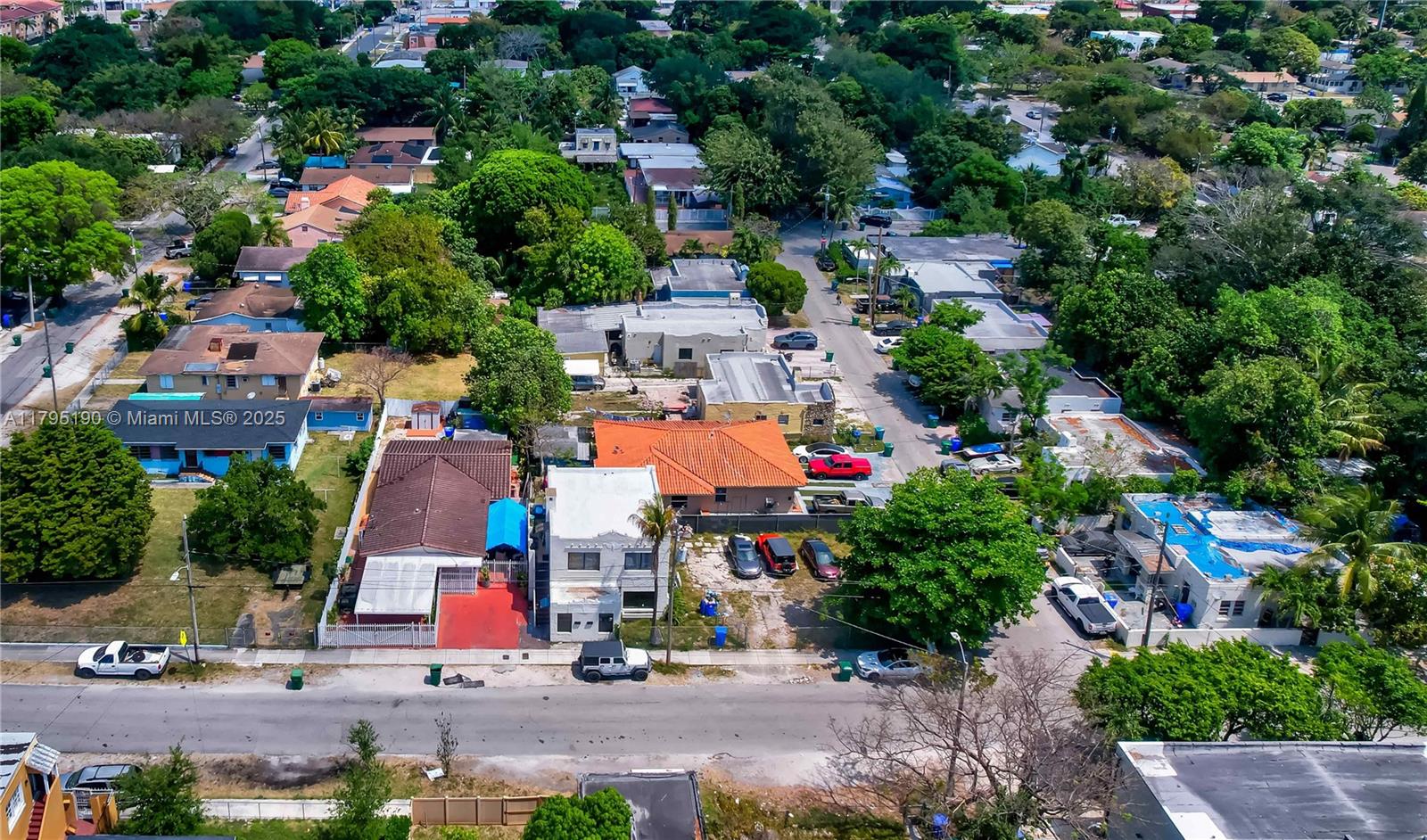1045 NW 32nd St