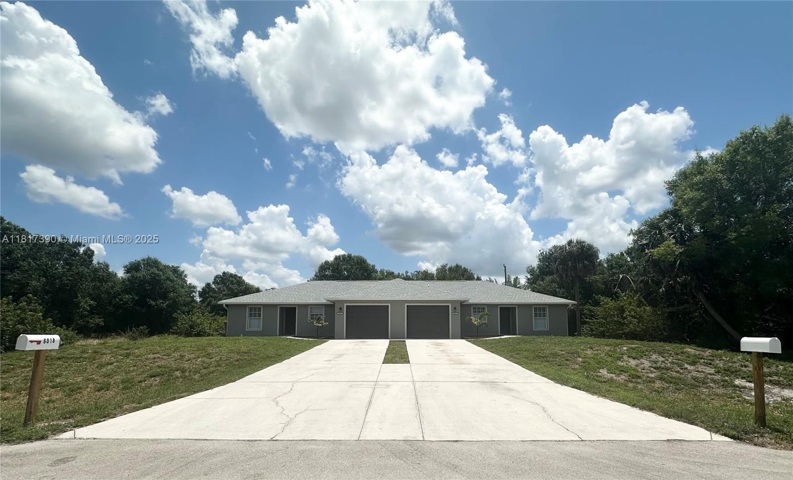 6018 Lacota Ave 6018, Fort Myers, Lee County, Florida - 3 Bedrooms  
2 Bathrooms - 