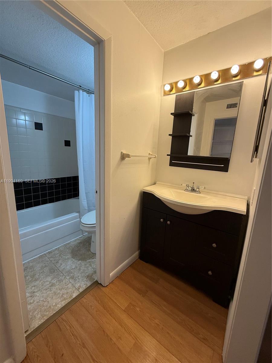 PALM AIRE GARDENS CONDO - Residential Lease