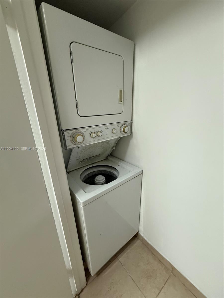 PALM AIRE GARDENS CONDO - Residential Lease