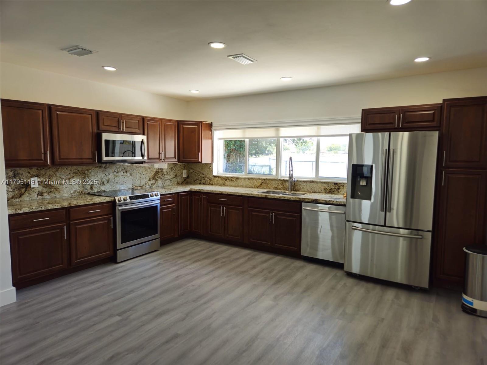 8400 NW 10th Ave