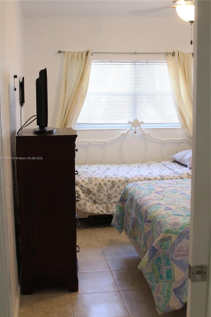 CROSSWINDS APTS INC CO-OP - Residential