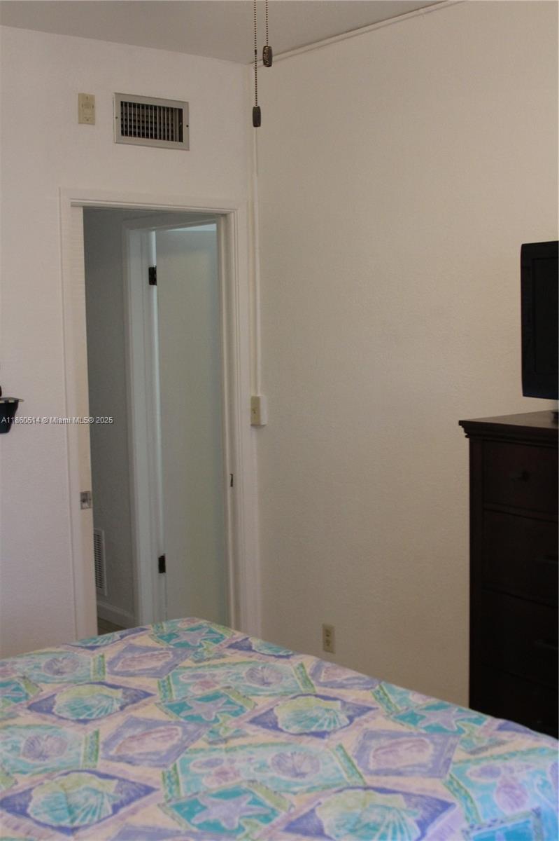 CROSSWINDS APTS INC CO-OP - Residential