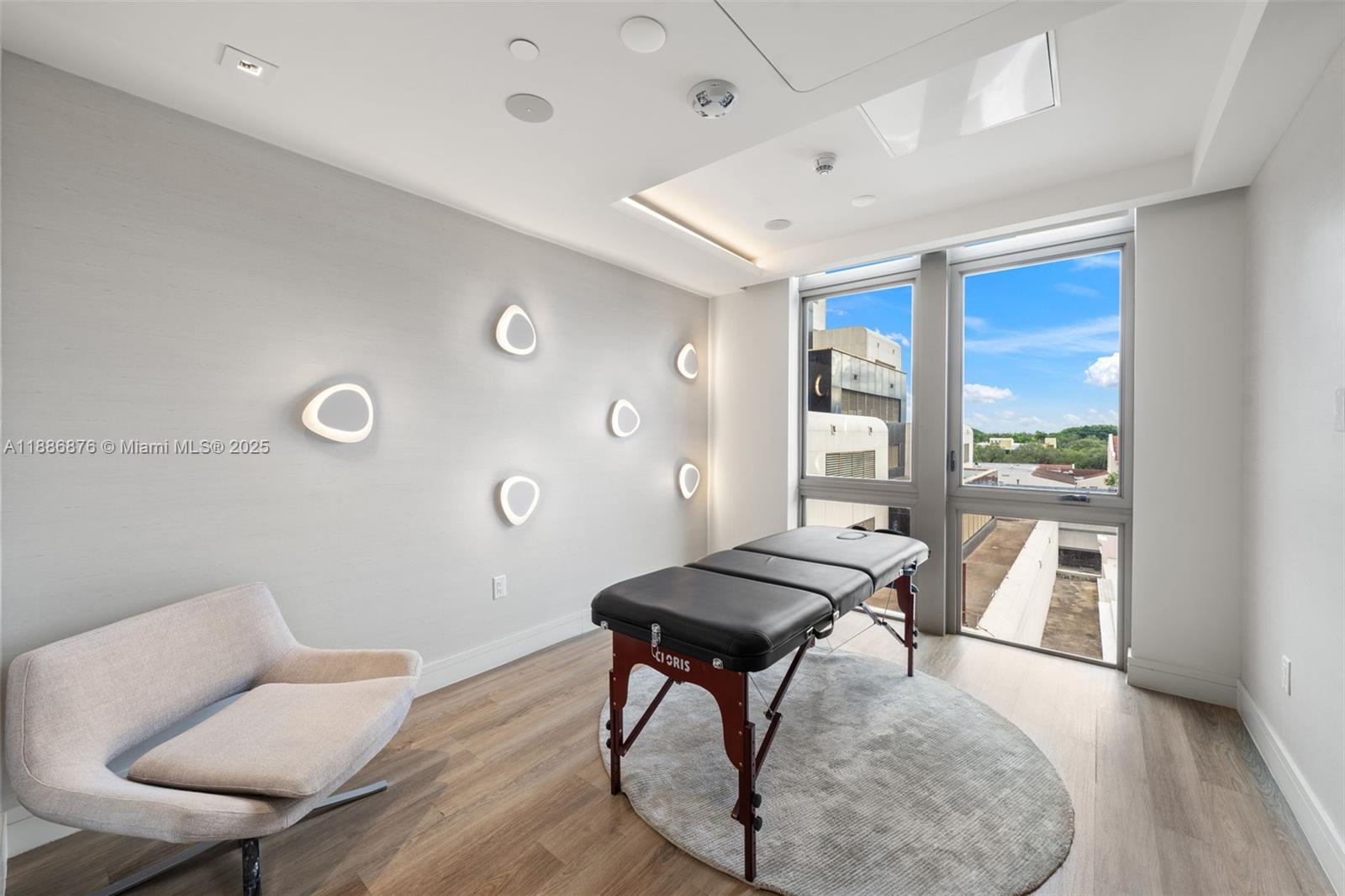 CORAL GABLES BILTMORE SEC - Residential