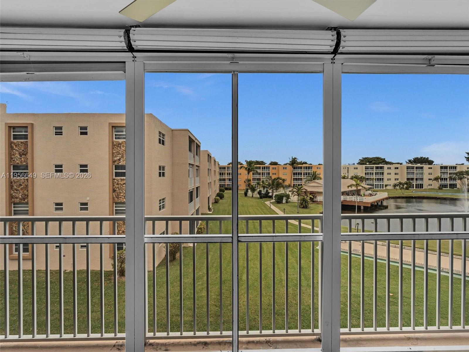 MEADOWBROOK LAKES CONDO - Residential