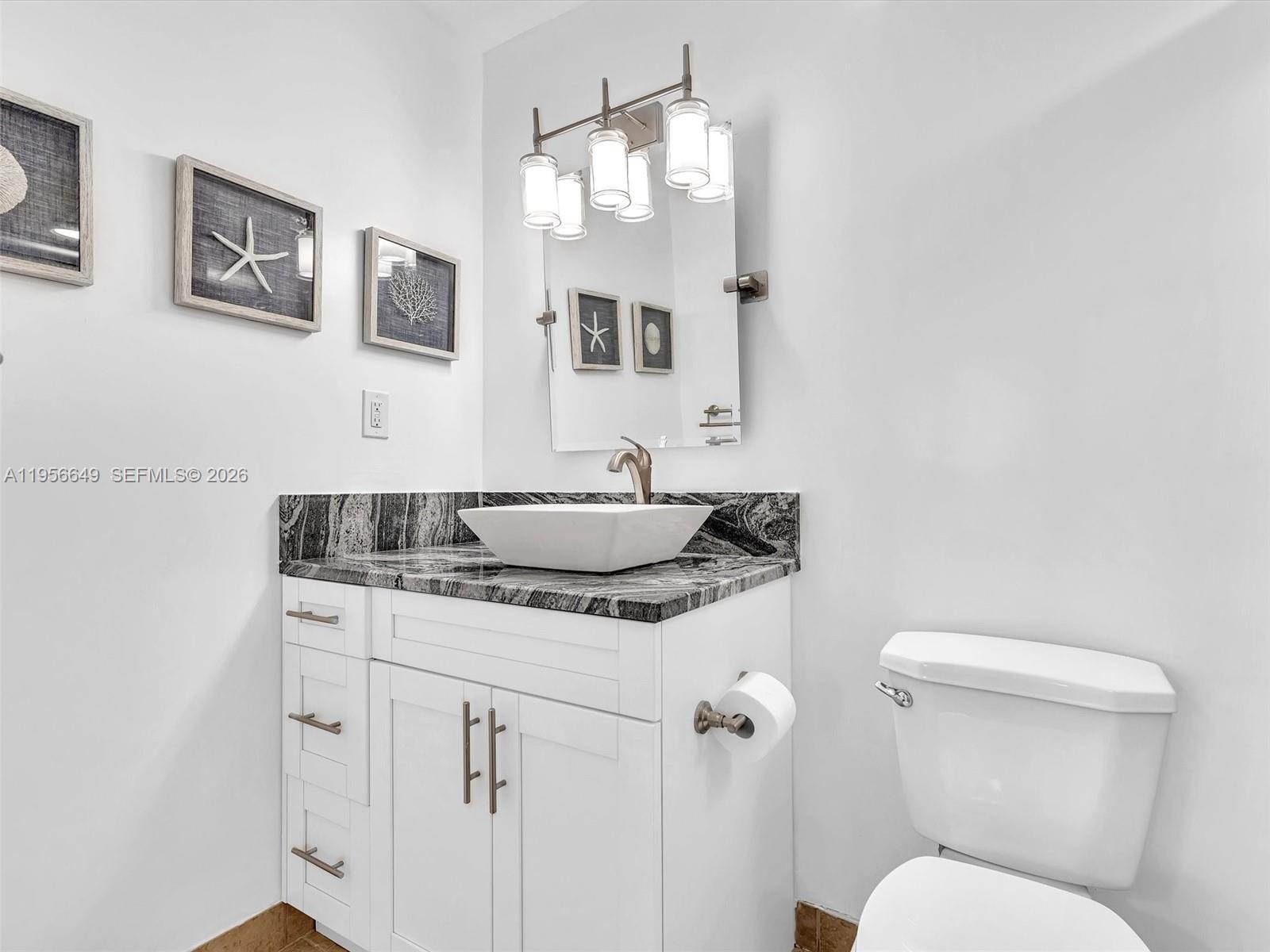 MEADOWBROOK LAKES CONDO - Residential