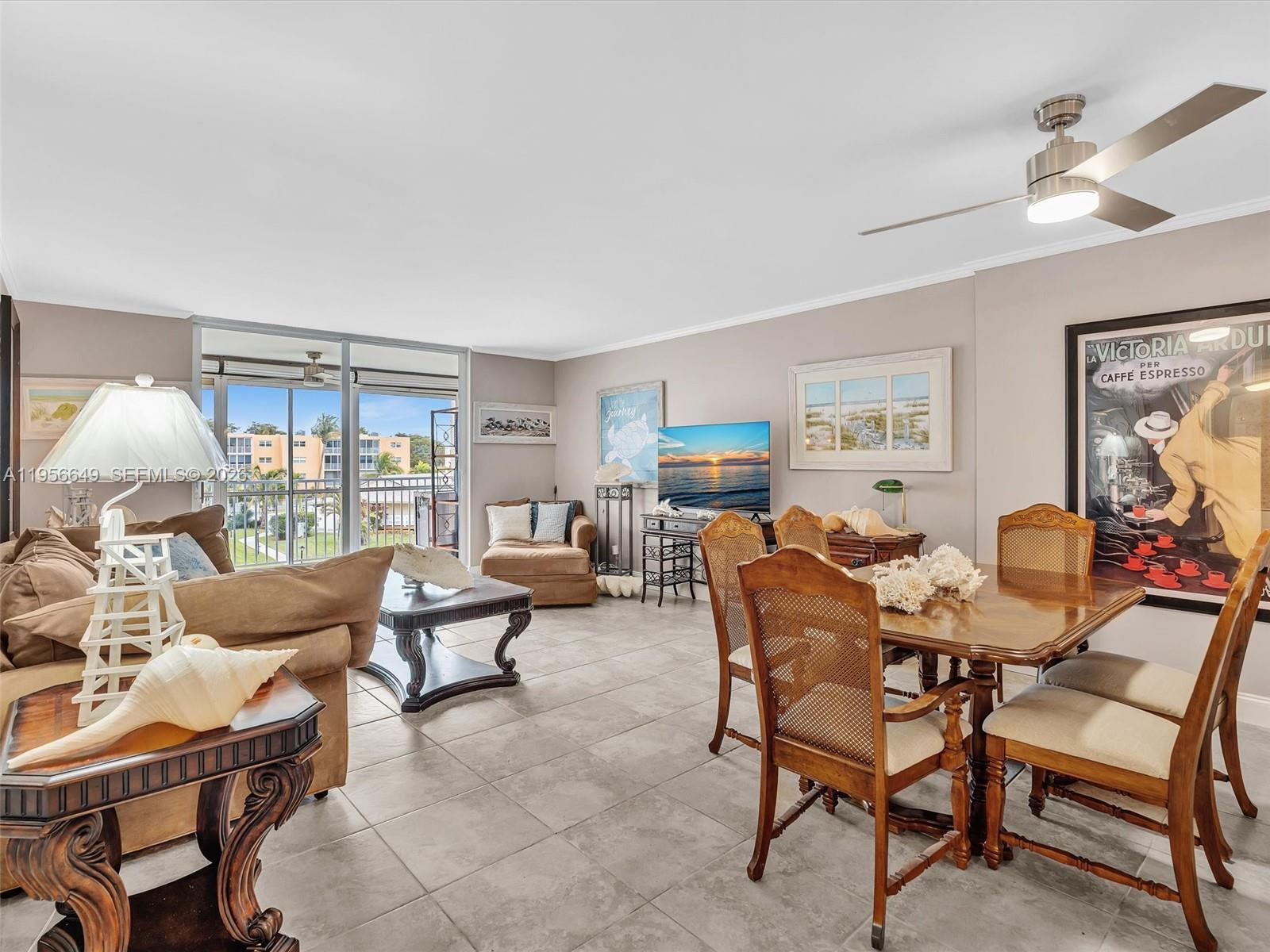 MEADOWBROOK LAKES CONDO - Residential