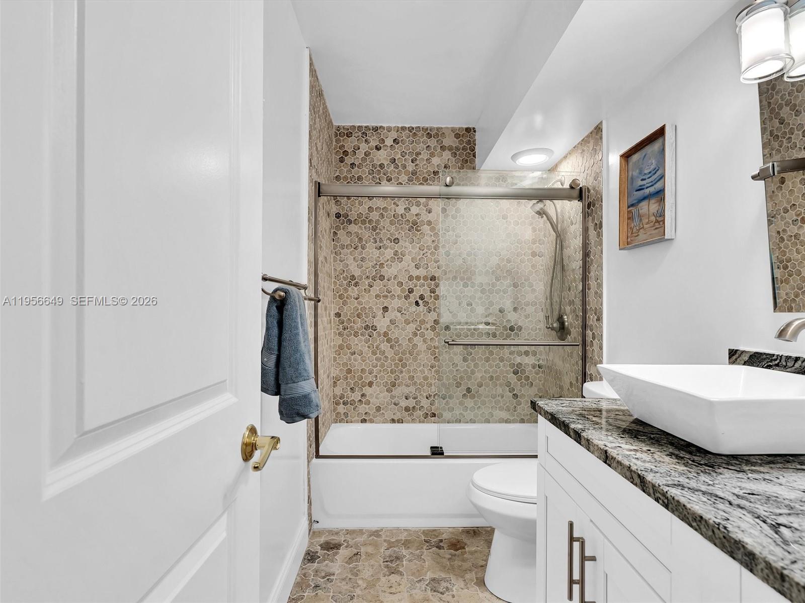 MEADOWBROOK LAKES CONDO - Residential