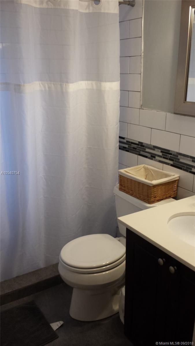 SOUTH VEDADO - Residential Lease