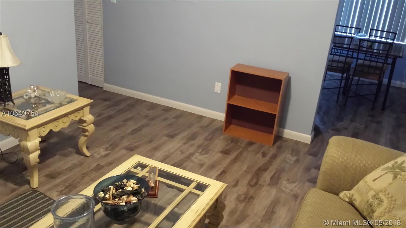 SOUTH VEDADO - Residential Lease