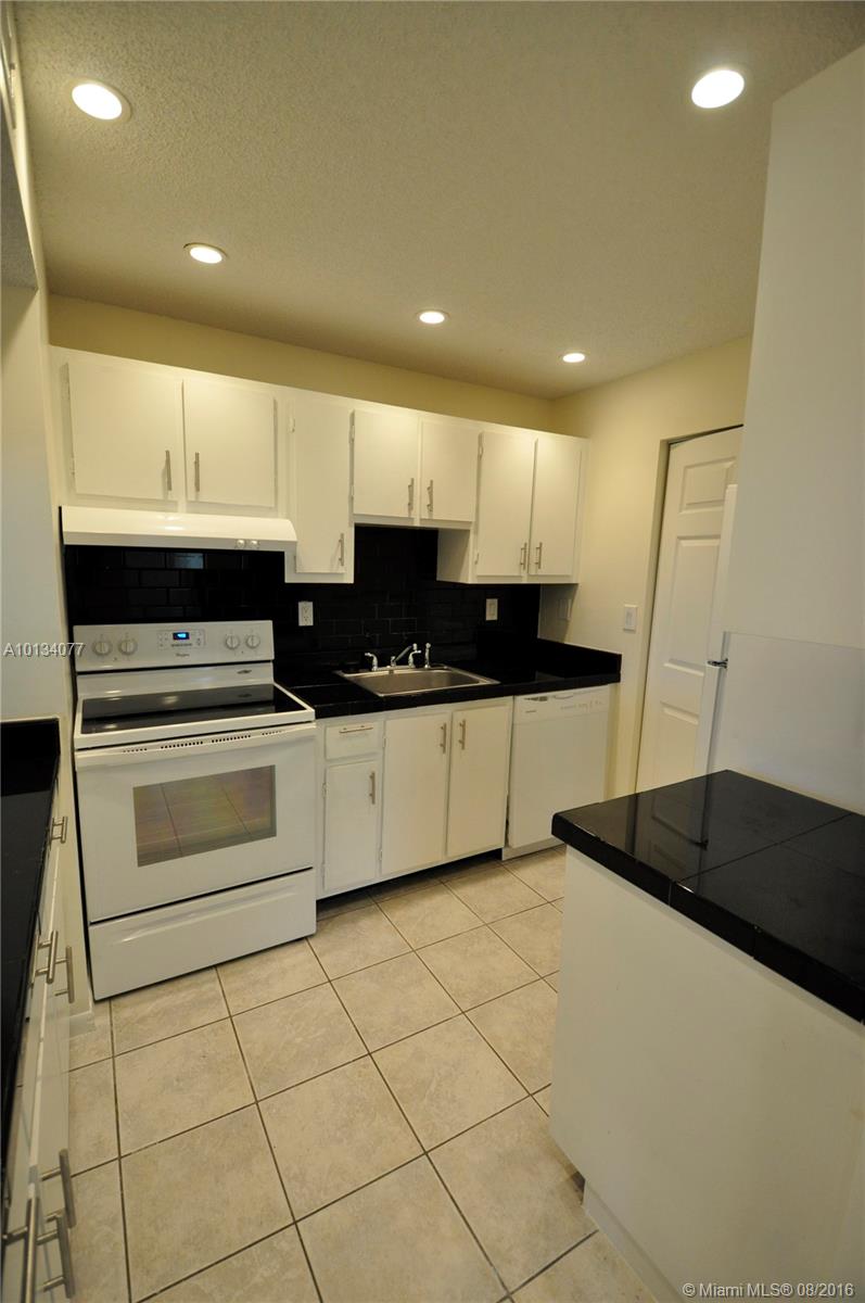 Carmel Lakes Condo - Residential Lease