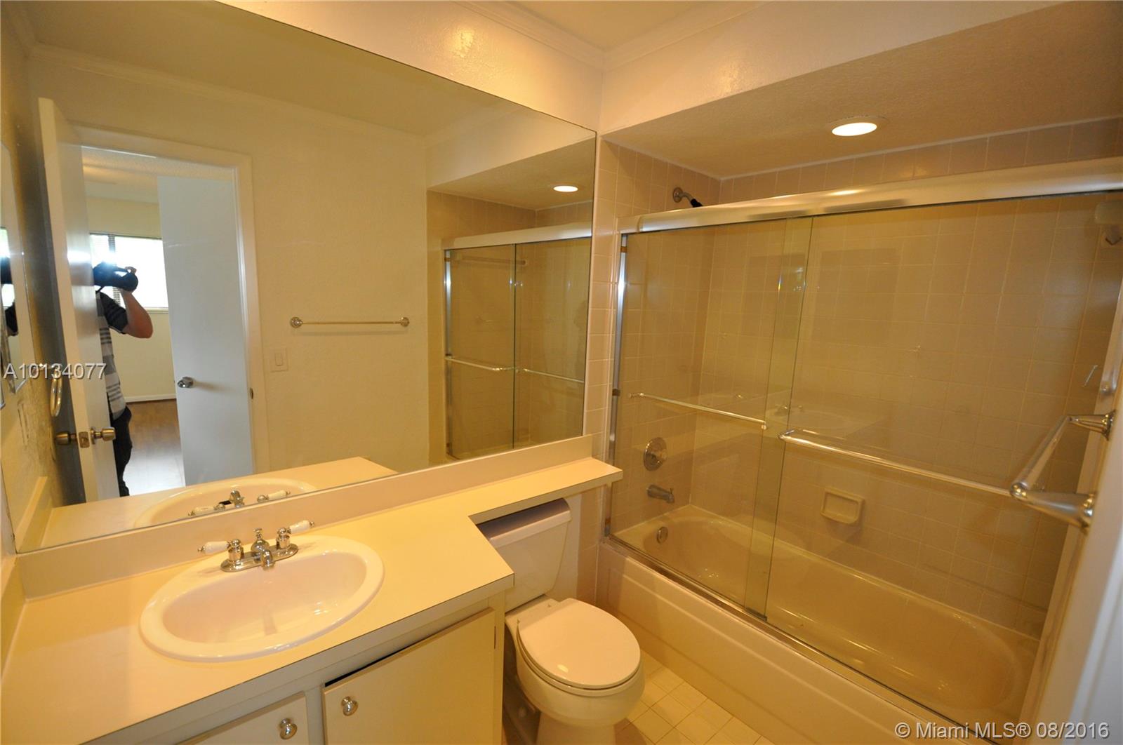 Carmel Lakes Condo - Residential Lease