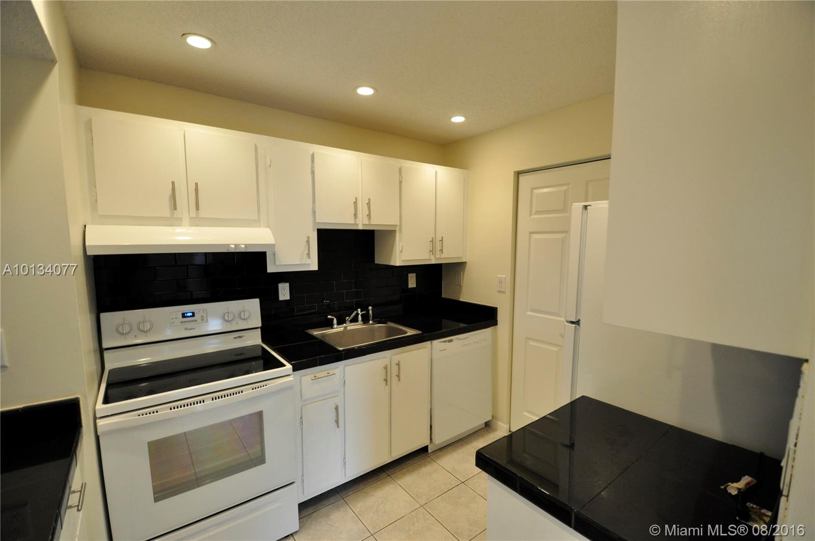 Carmel Lakes Condo - Residential Lease