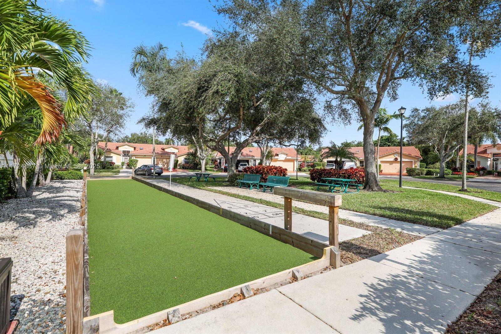 SAUSALITO PLACE - Residential
