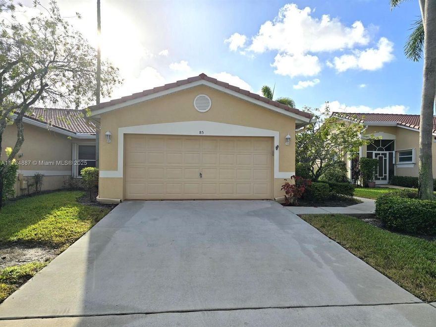 COVERED SCREENED ENCLOSED TERRAZE, STAINLEES STEEL APPLIANCES, WASHER AND DRYER, 2 CAR GARAGE, 2 BEDROOM + DEN, ACCORDION STORM SHUTTERS, HOA $385 INCLUDE CABLE, SECURITY, LANDSCAPING, CLUBHOUSE WITH POOL, GYM SAUNA, BILLARD ROOM, TENNIS, PICNIC AREA.
