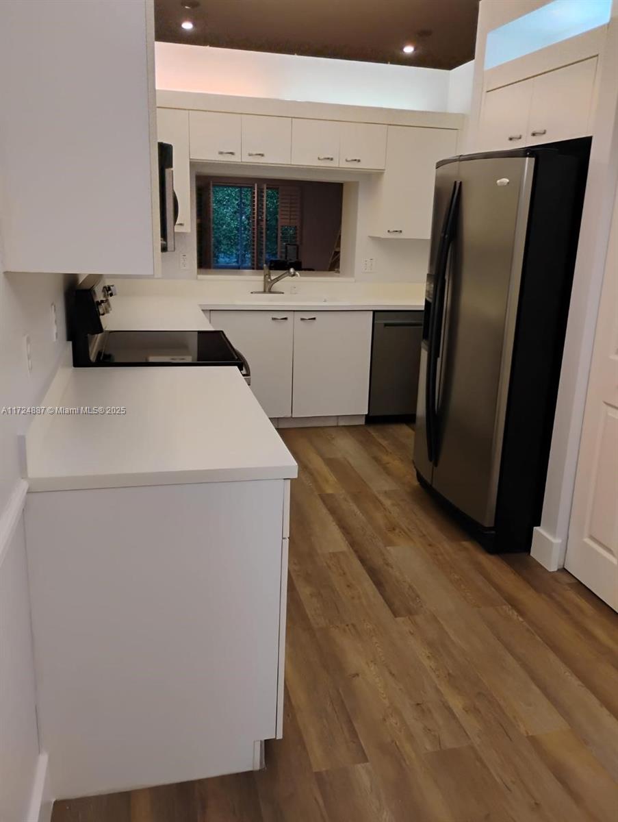 SAUSALITO PLACE - Residential
