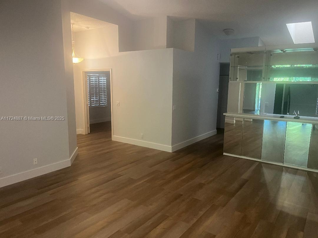 SAUSALITO PLACE - Residential