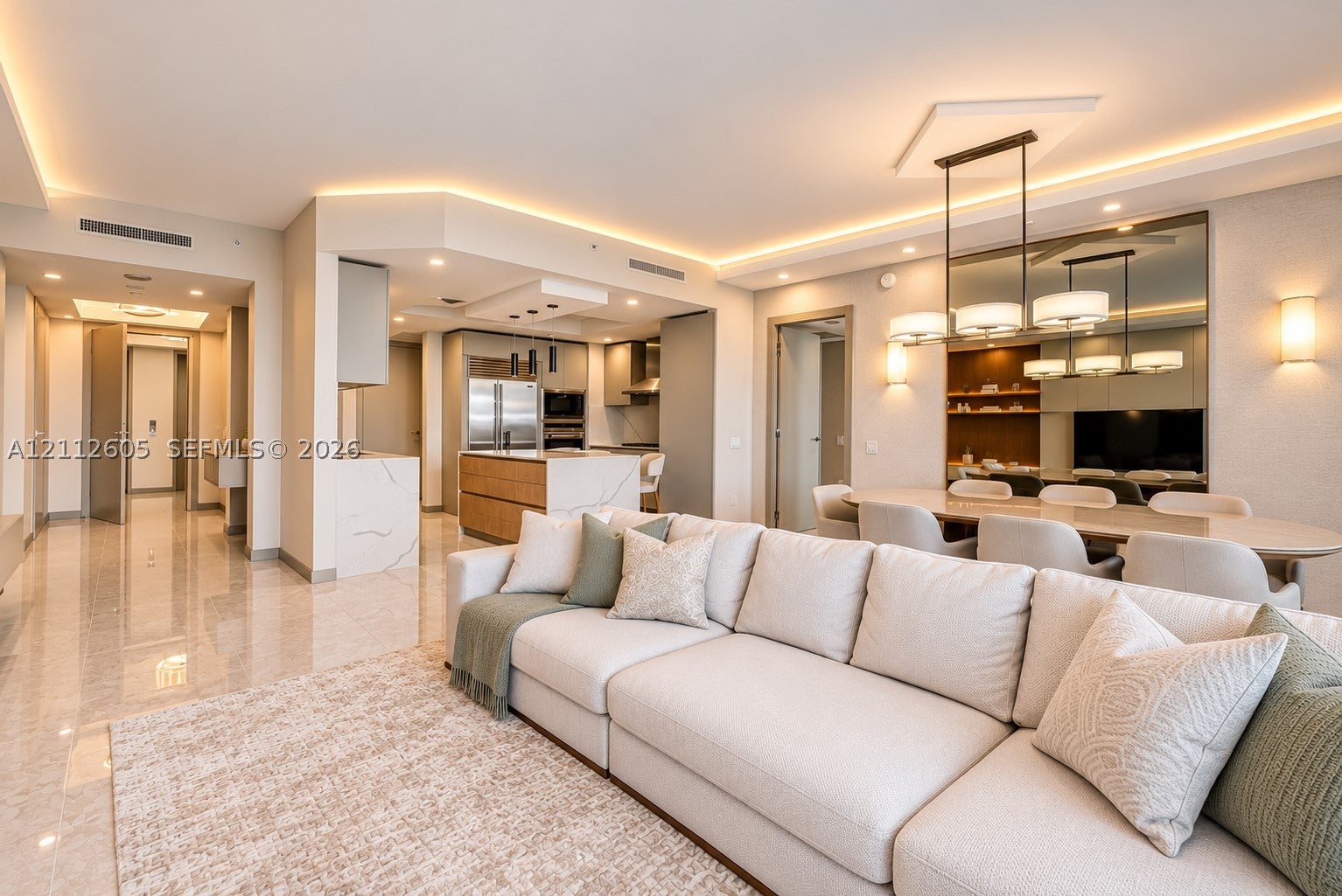 10295 Collins Avenue 306