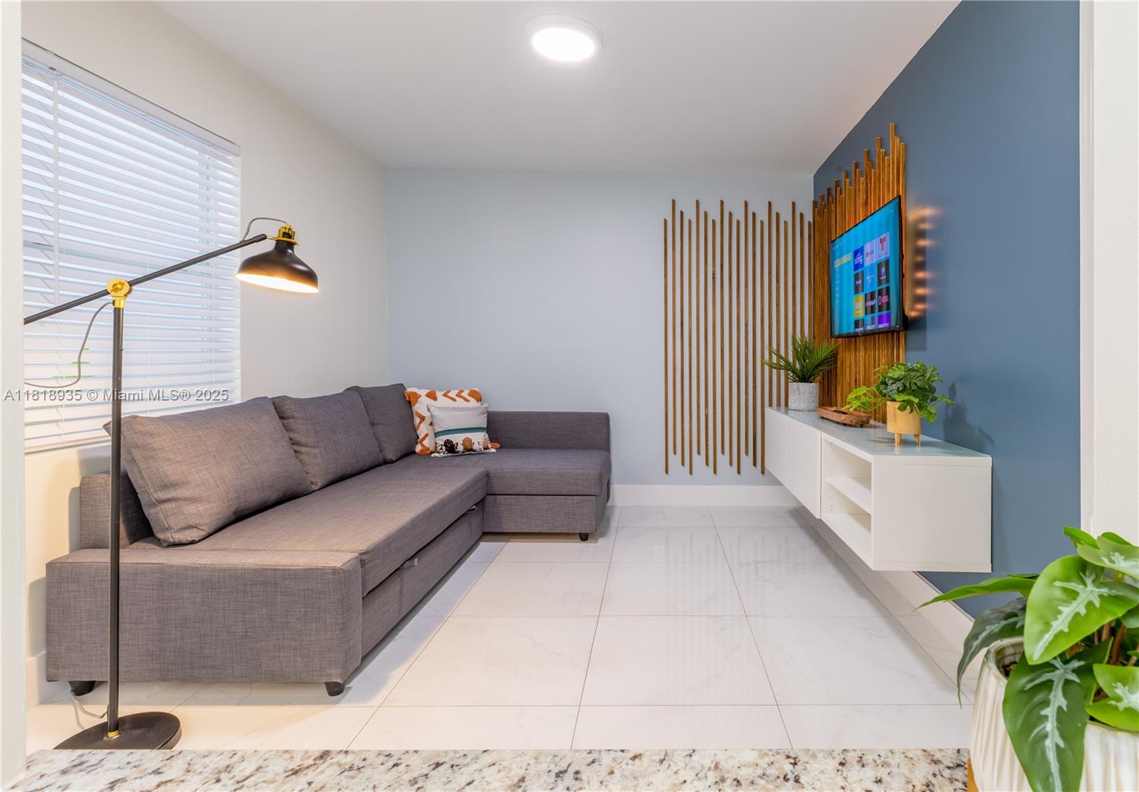 Rental Property at 1762 Nw 15th St 2, Miami, Broward County, Florida - Bedrooms: 1 
Bathrooms: 1  - $2,000 MO.