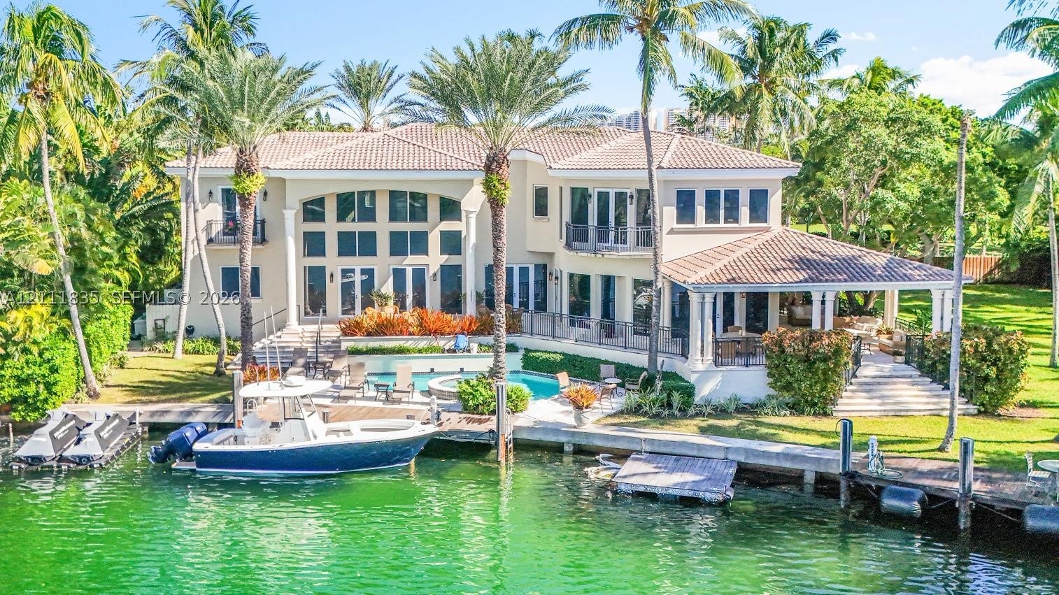 550 Harbor Dr