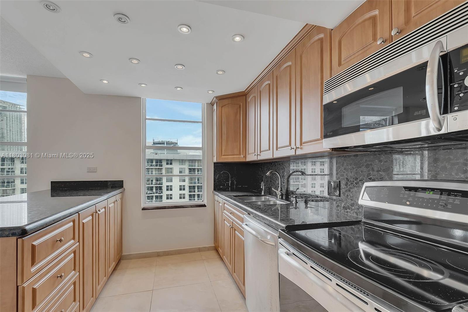 231 174th St 2312