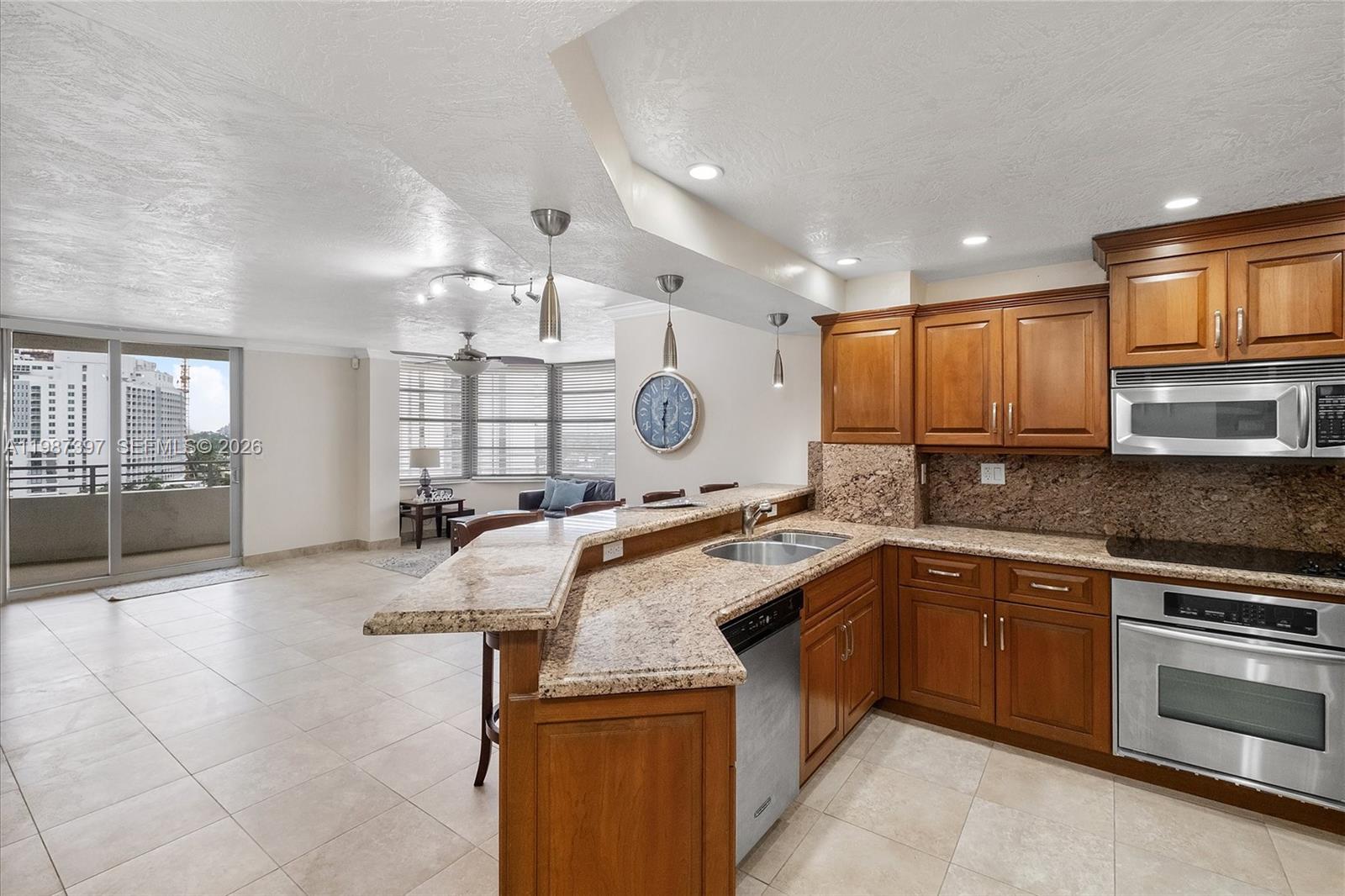 OCEANSIDE PLAZA CONDO - Residential