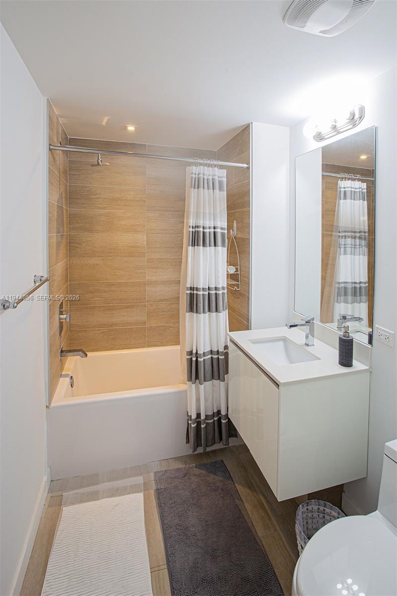 LE PARC AT BRICKELL CONDO - Residential Lease