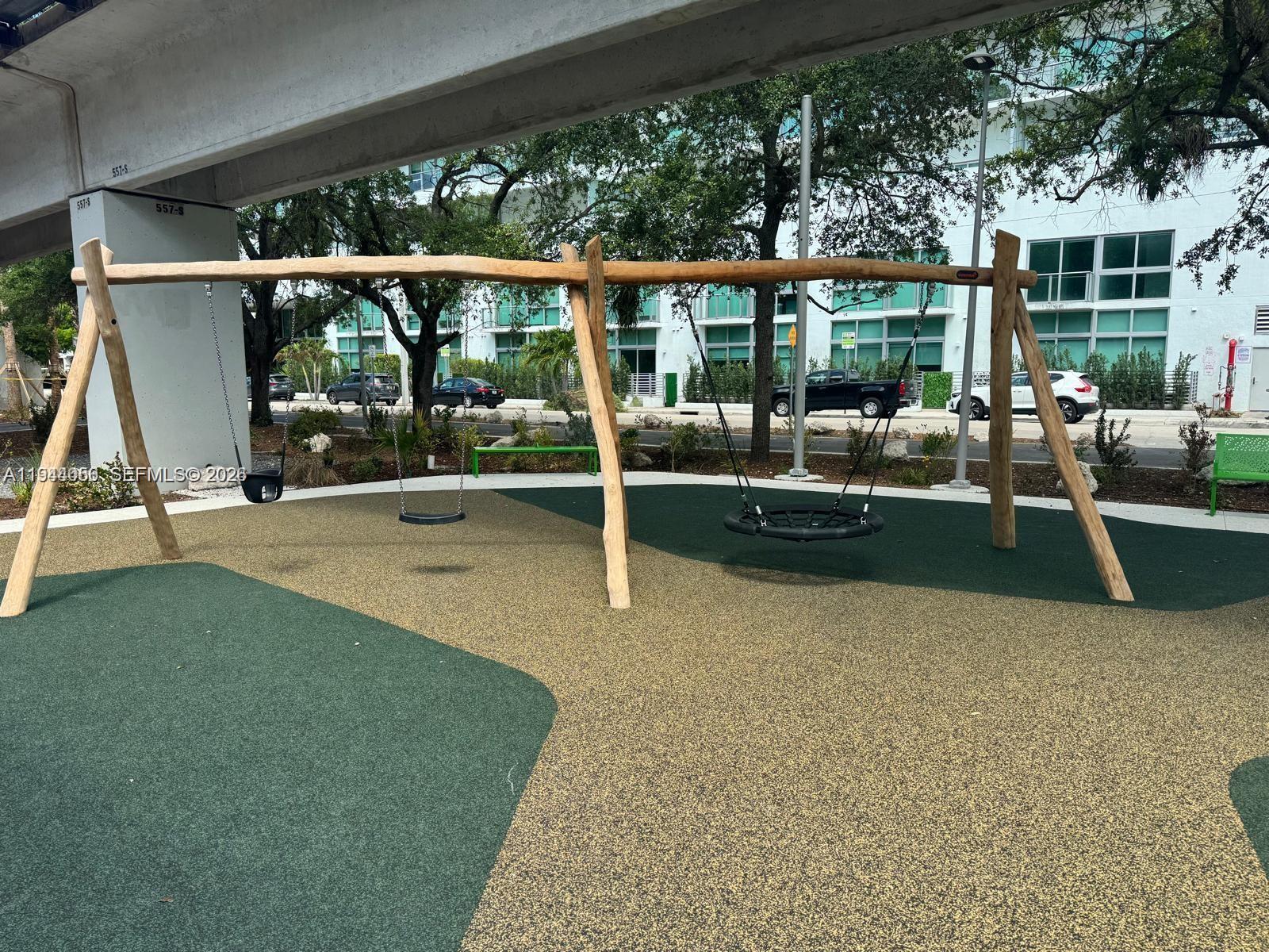 LE PARC AT BRICKELL CONDO - Residential Lease