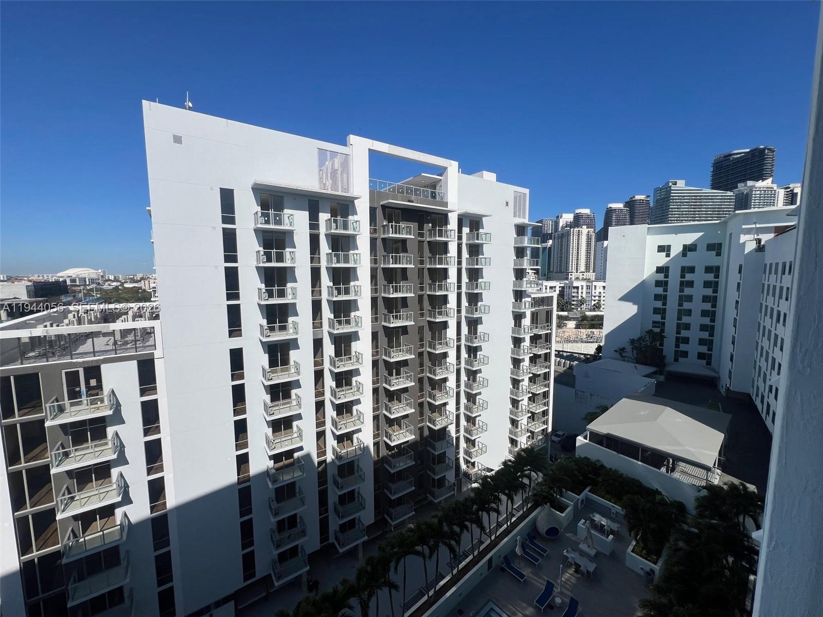 LE PARC AT BRICKELL CONDO - Residential Lease