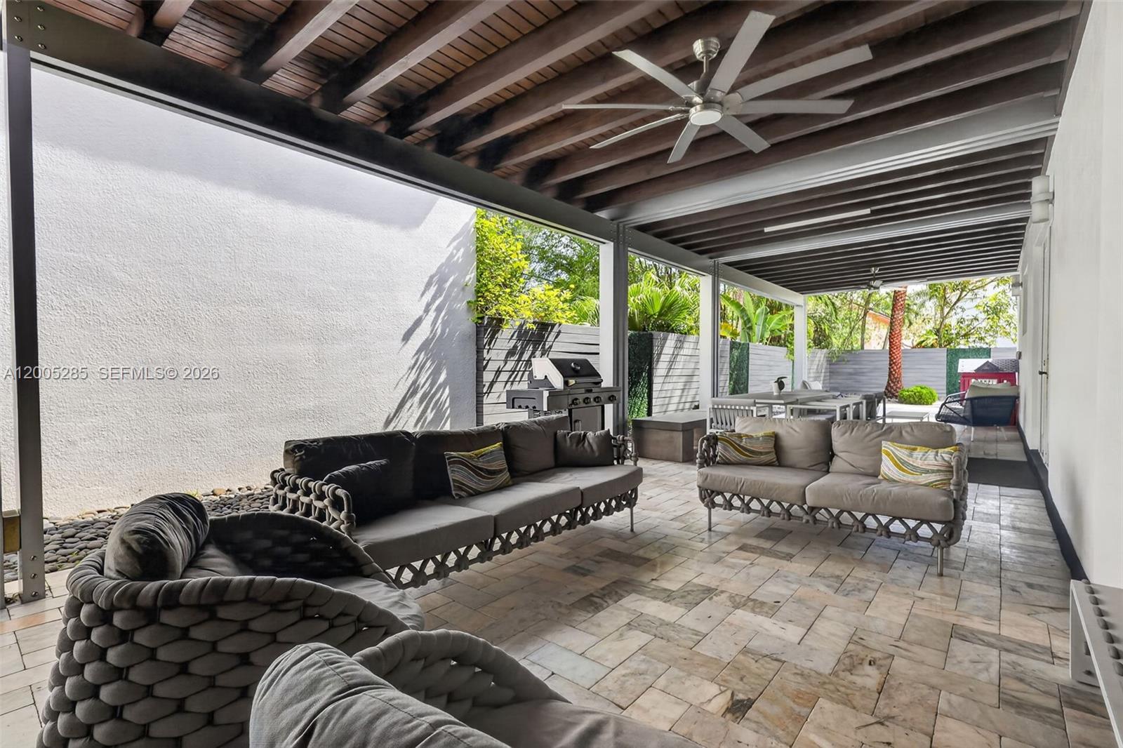 DORAL ISLES-ANTILLES - Residential