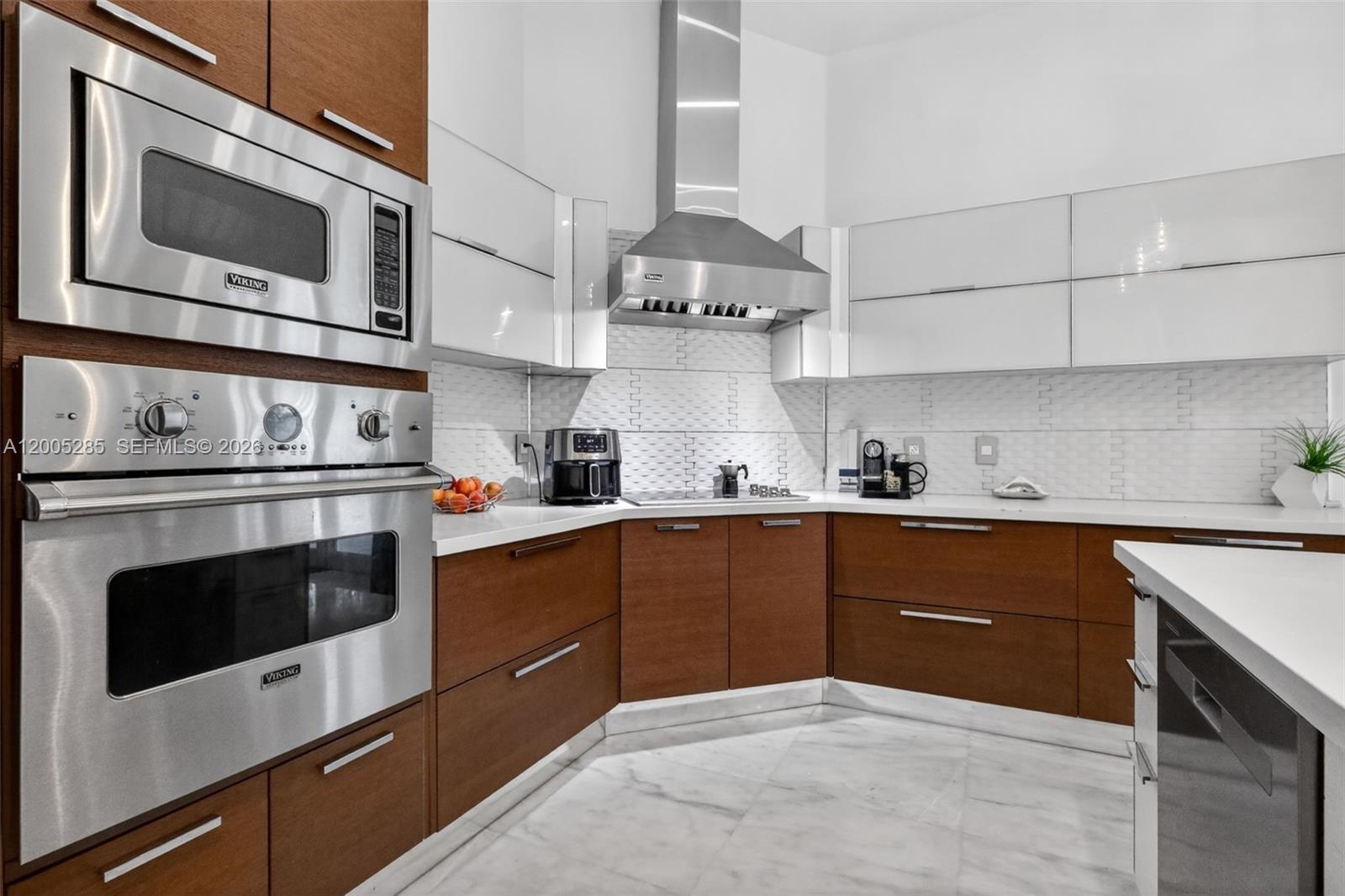 DORAL ISLES-ANTILLES - Residential