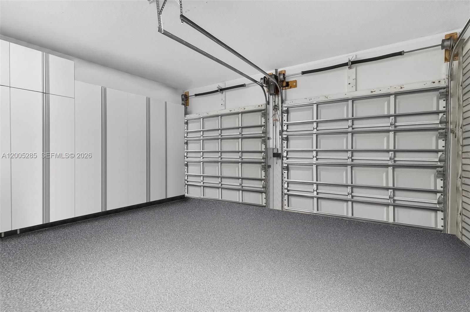 DORAL ISLES-ANTILLES - Residential