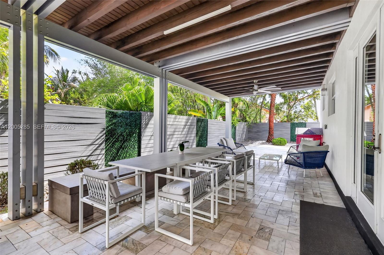 DORAL ISLES-ANTILLES - Residential