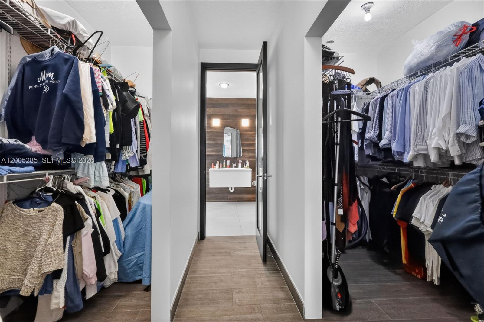 DORAL ISLES-ANTILLES - Residential