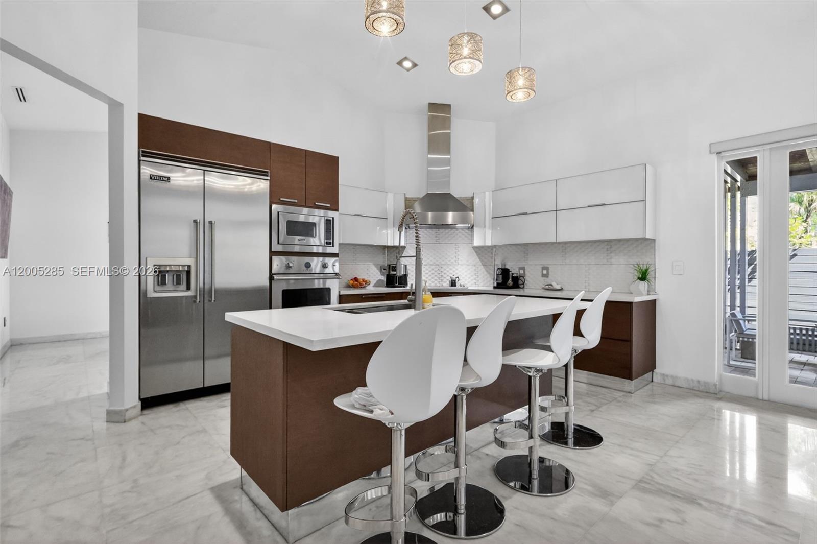 DORAL ISLES-ANTILLES - Residential