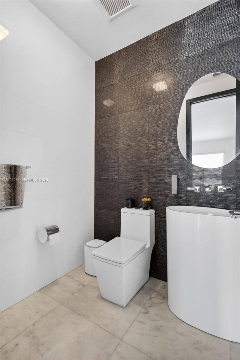 DORAL ISLES-ANTILLES - Residential