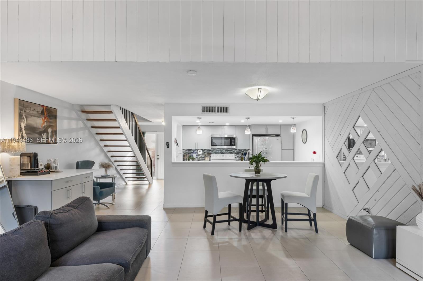 EVERGLADES SUGAR & LAND C - Residential