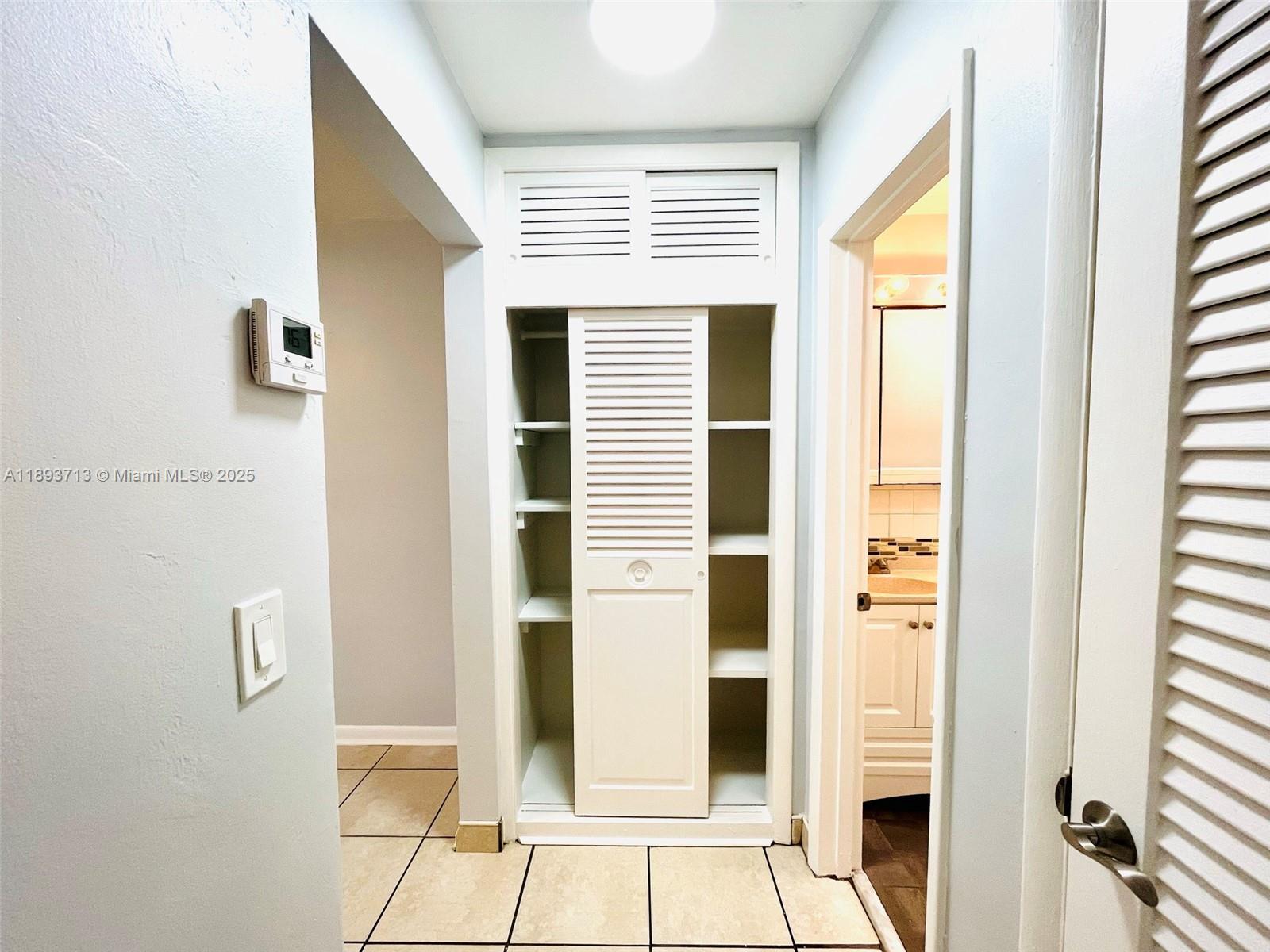 COLONIAL HOUSE CONDO - Residential Lease