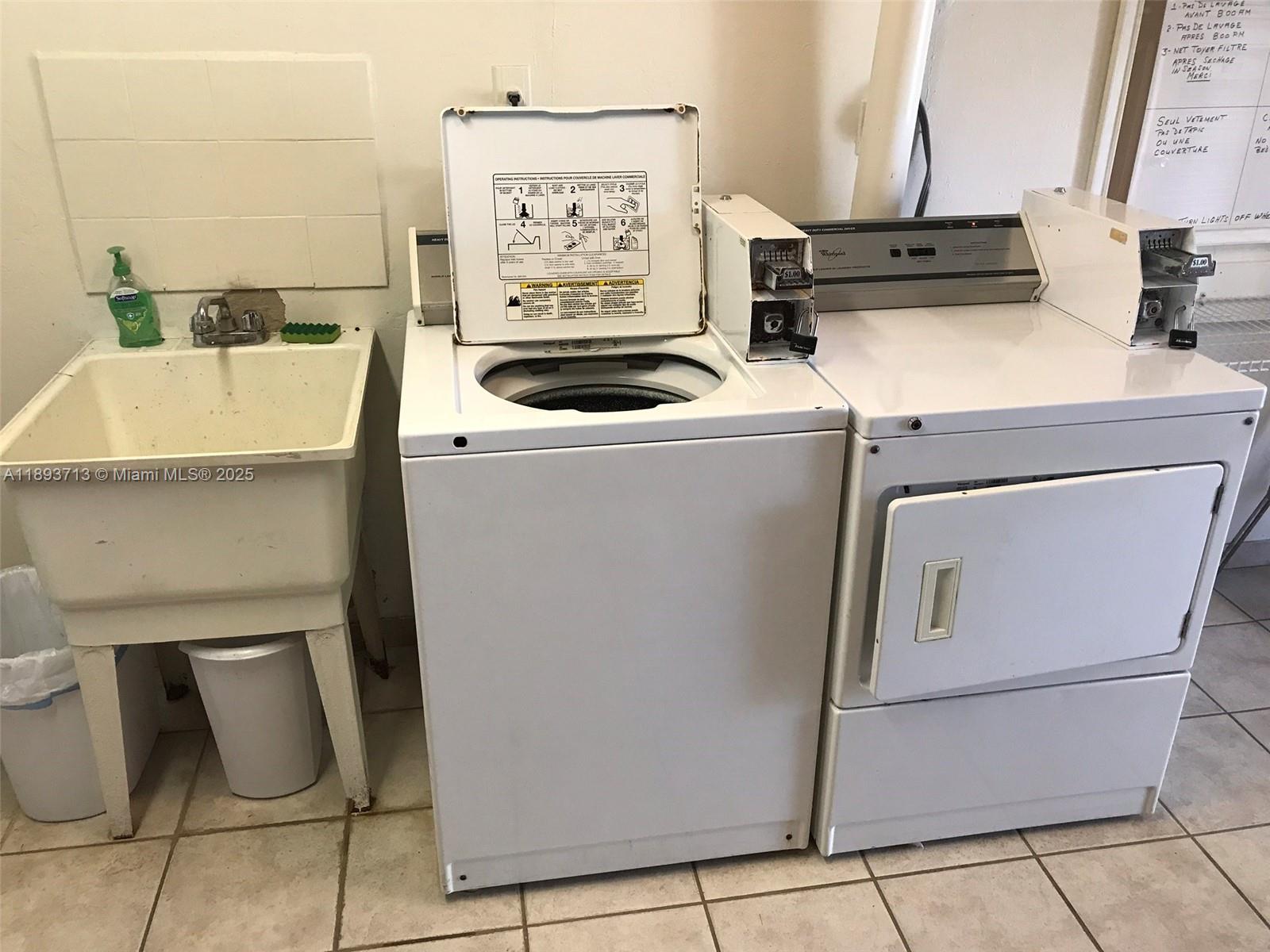 COLONIAL HOUSE CONDO - Residential Lease